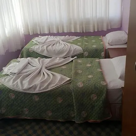 Yayla Apart 게스트하우스 Çeşme